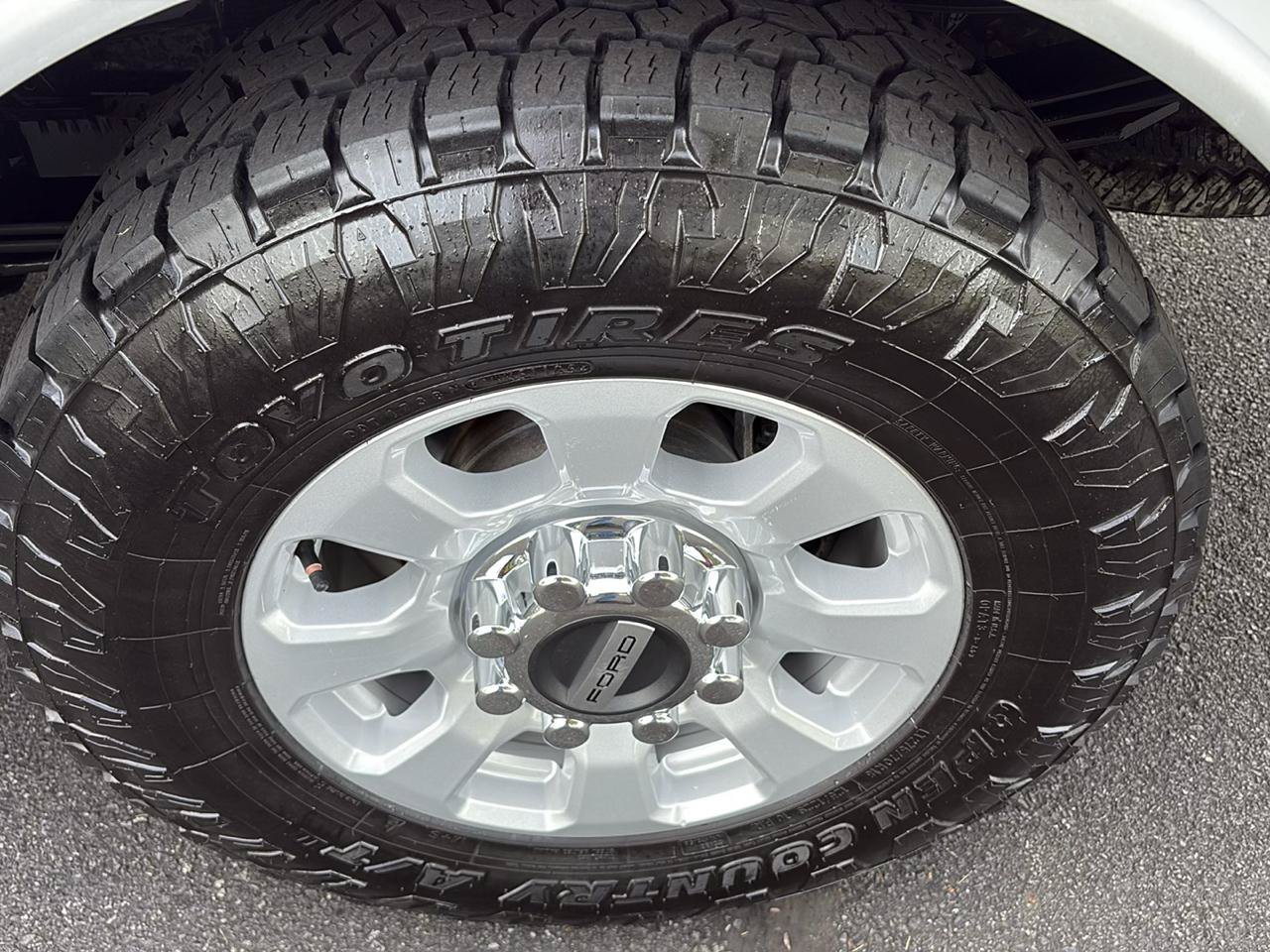 Used 2024 Ford F250 XLT w/ FX4 Off-Road Package AWD/4WD image 33