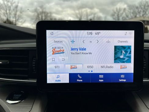 Certified 2023 Ford Explorer XLT w/ Equipment Group 202A image 27