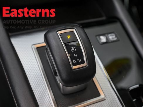 Used 2023 Mitsubishi Outlander SEL image 13