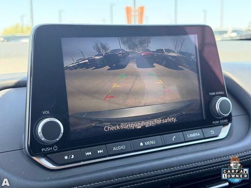Used 2025 Nissan Rogue SV AWD/4WD image 26