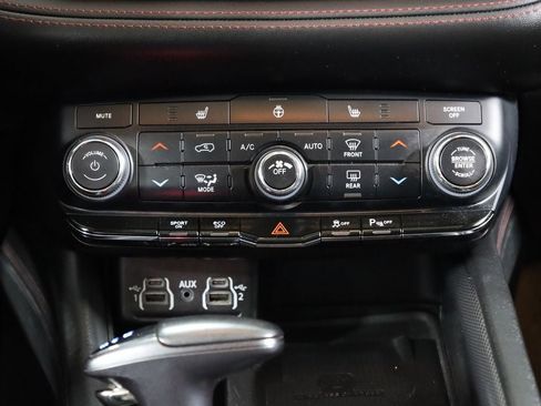 Used 2022 Dodge Durango R/T w/ Trailer Tow Group IV image 16