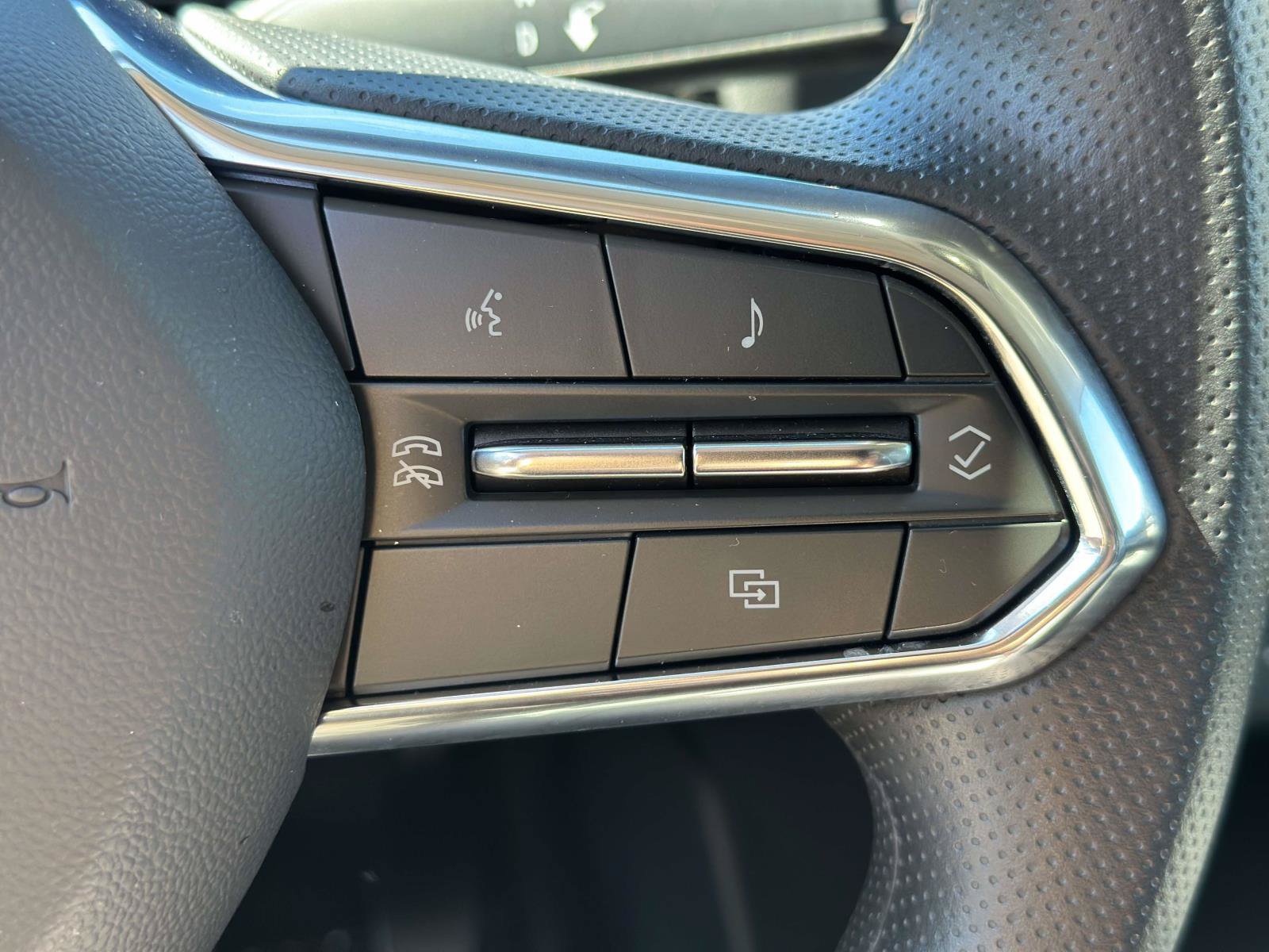 Used 2024 Honda Prologue EX image 18