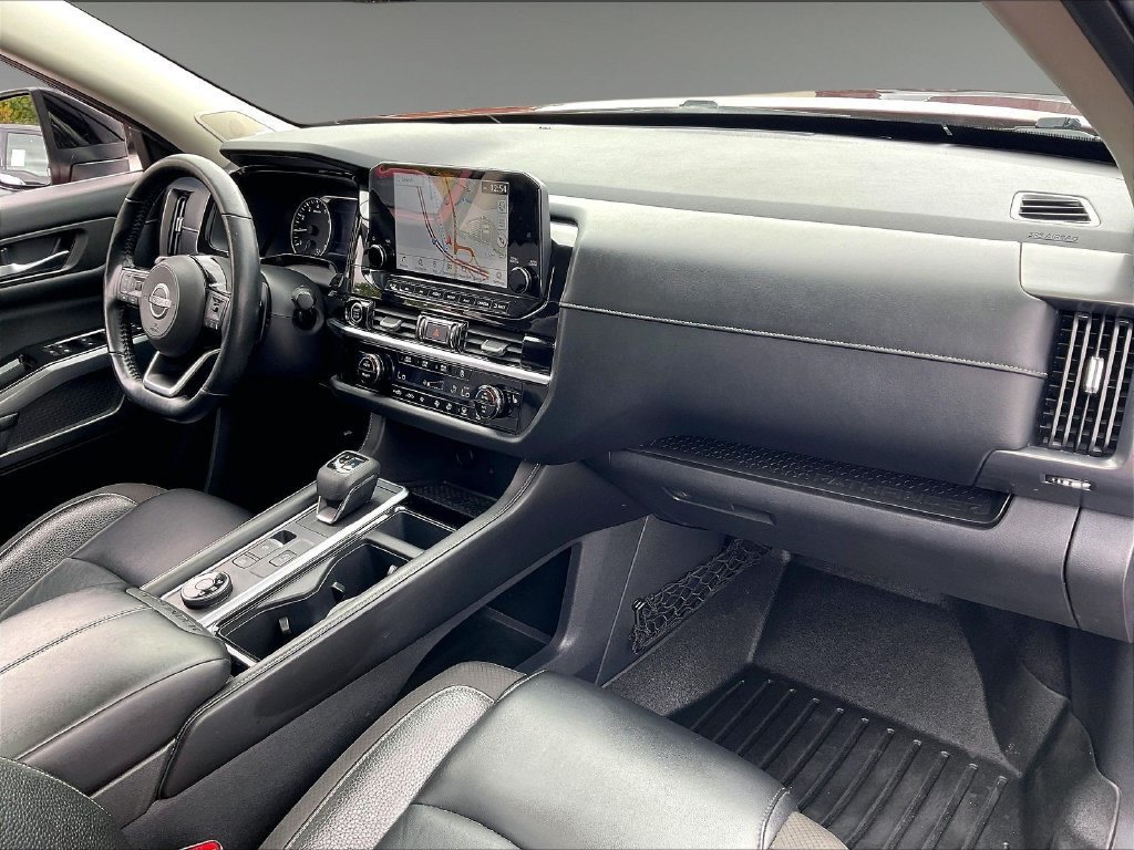 Used 2022 Nissan Pathfinder SL w/ SL Premium Package AWD/4WD image 13