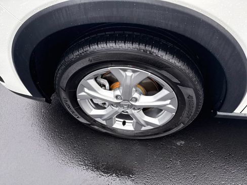 Certified 2025 Honda HR-V LX image 37