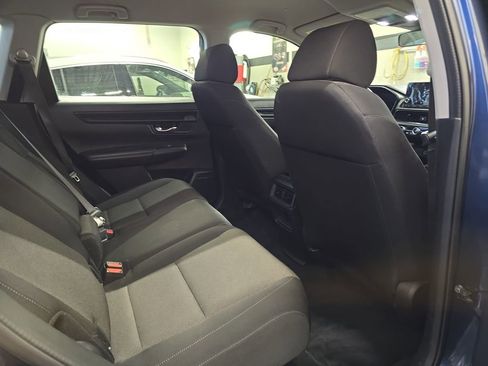 Used 2024 Honda CR-V LX image 11