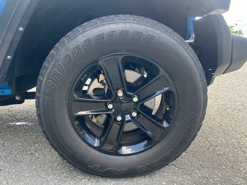 Used 2021 Jeep Wrangler Unlimited Sport AWD/4WD image 18