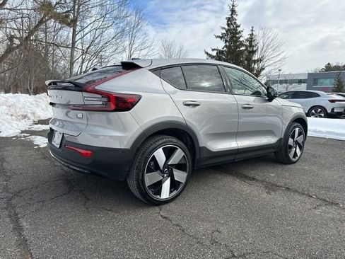 Certified 2023 Volvo C40 P8 Recharge Ultimate w/ Protection Package Premier image 9