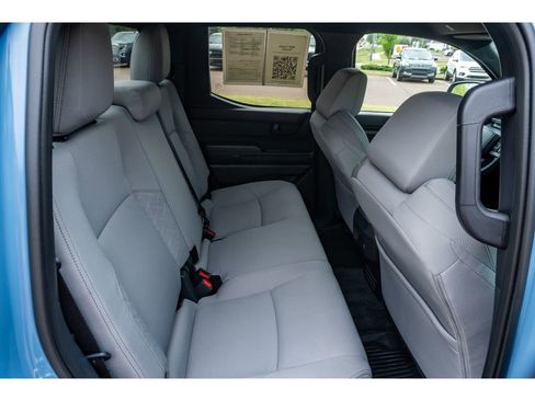 Used 2026 Toyota Tacoma SR5 AWD/4WD image 16