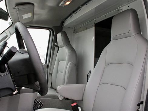 New 2026 Ford E-350 and Econoline 350 Super Duty w/ Power Equipment Group image 19
