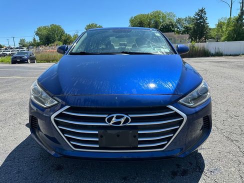 Used 2018 Hyundai Elantra SE w/ SE Connectivity Package 04 FWD image 9