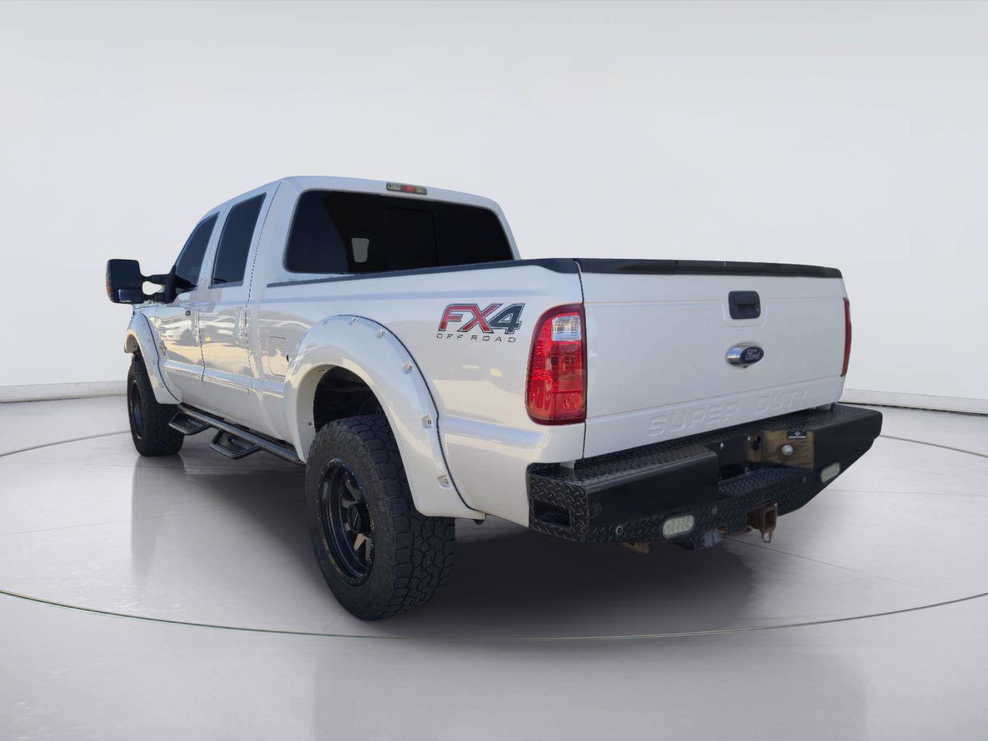 Used 2016 Ford F250 Lariat w/ Lariat Ultimate Package AWD/4WD image 3