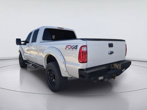 Used 2016 Ford F250 Lariat w/ Lariat Ultimate Package AWD/4WD image 3