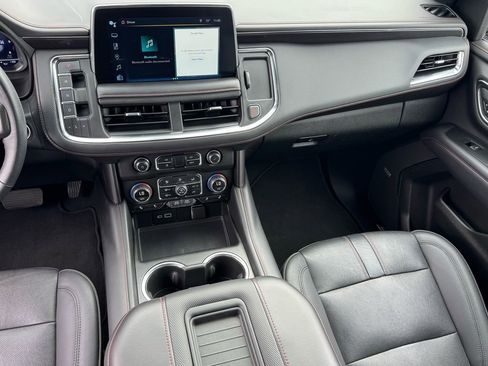 Used 2022 Chevrolet Tahoe RST w/ Luxury Package AWD/4WD image 18