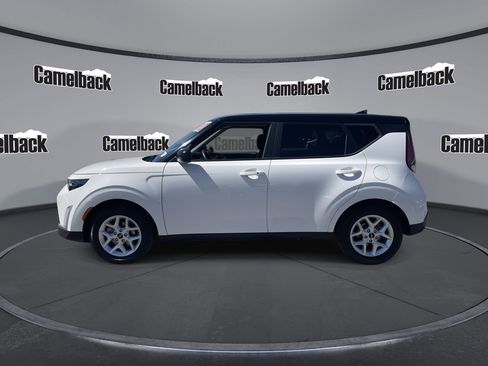 Certified 2023 Kia Soul S image 4
