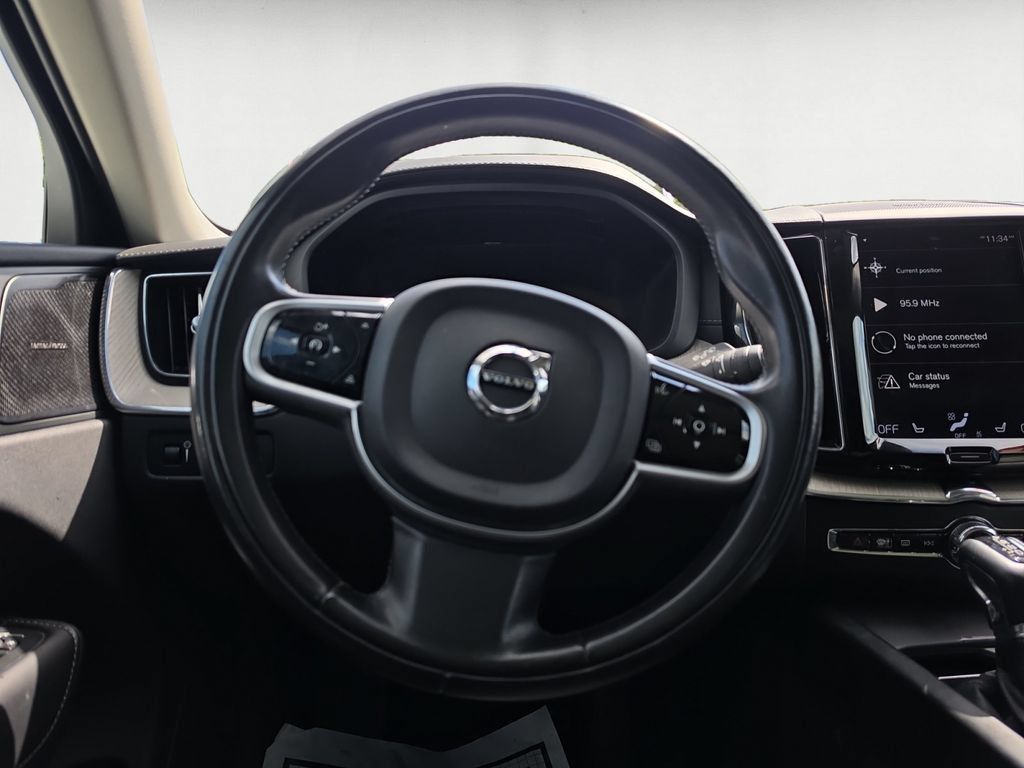 Used 2021 Volvo XC60 T5 Inscription AWD/4WD image 13