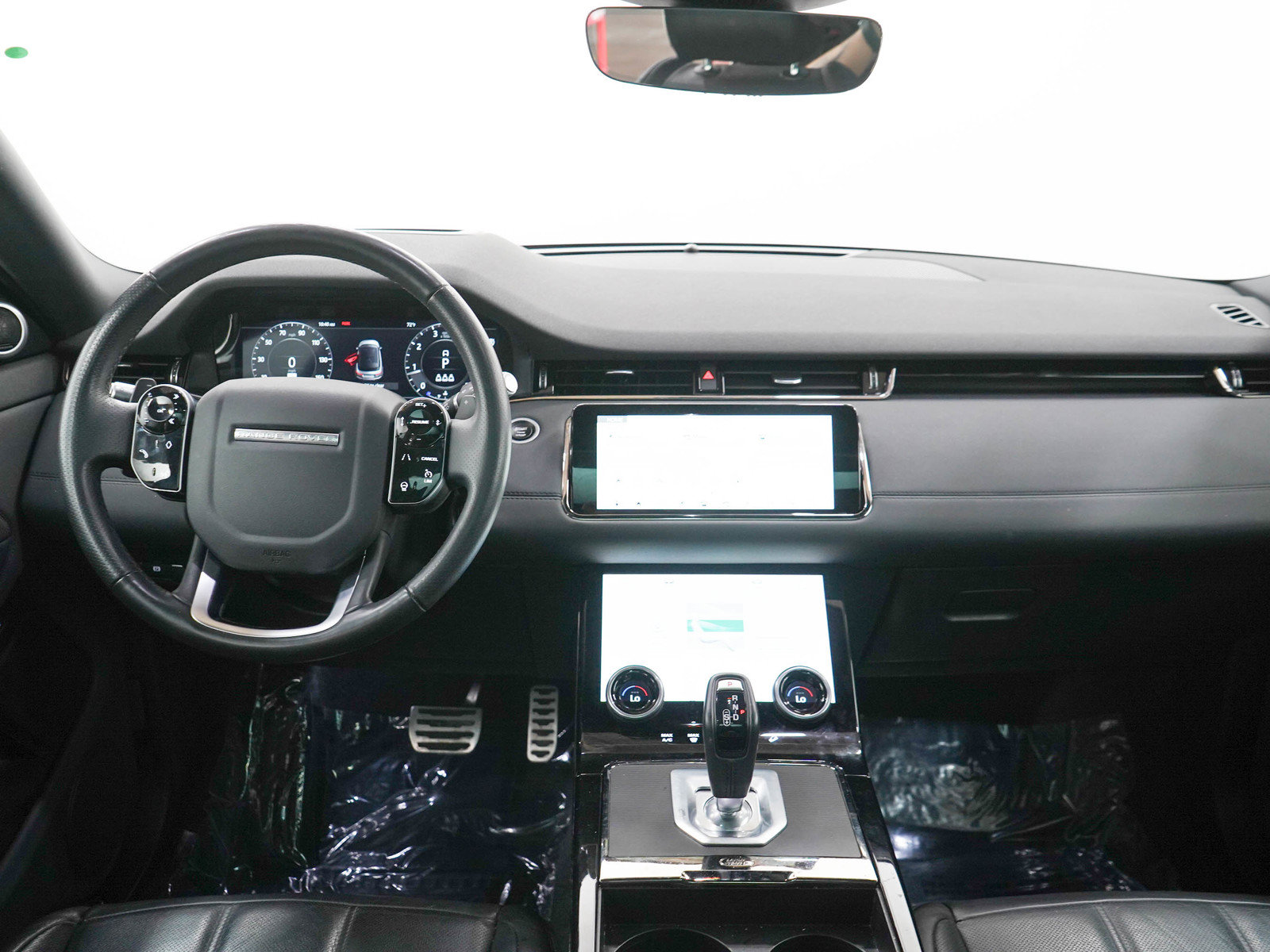 Used 2020 Land Rover Range Rover Evoque R-Dynamic SE AWD/4WD image 16