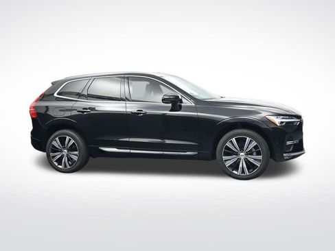 Used 2023 Volvo XC60 B5 Ultimate image 4