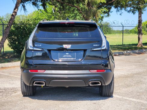 Certified 2023 Cadillac XT4 Sport FWD image 32