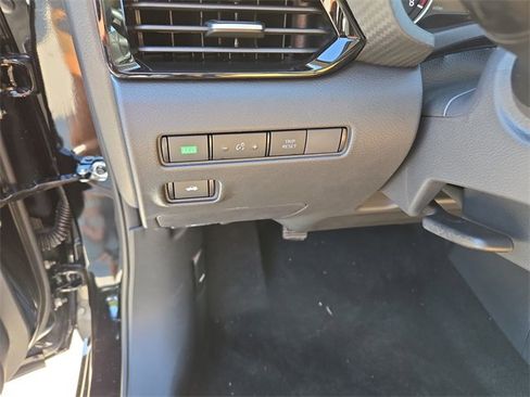 New 2025 Nissan Sentra SV w/ SV Premium Package image 18