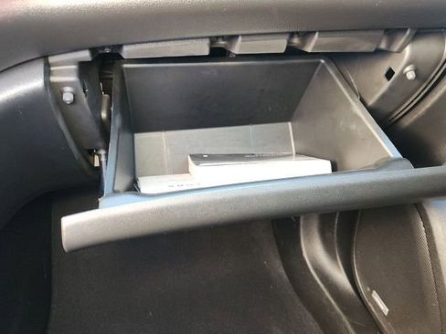 Used 2023 GMC Acadia SLT image 35