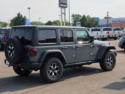 Used 2021 Jeep Wrangler Unlimited Rubicon AWD/4WD image 3