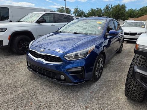 Used 2021 Kia Forte LXS FWD image 3