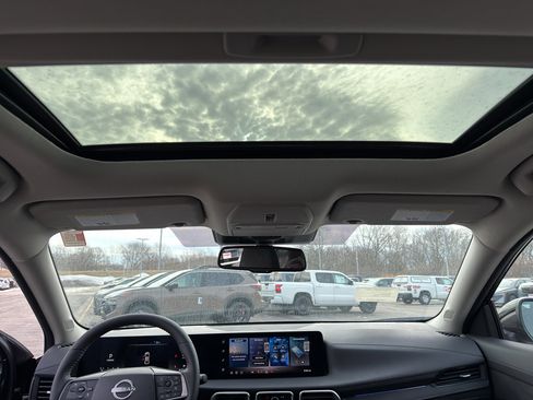 New 2026 Nissan Sentra SV w/ SV Convenience Package image 28