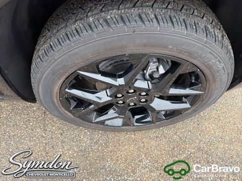 Certified 2025 Chevrolet Traverse RS AWD/4WD image 26