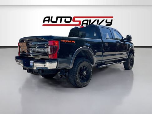 Used 2022 Ford F250 Lariat w/ Tremor Off-Road Package AWD/4WD image 7