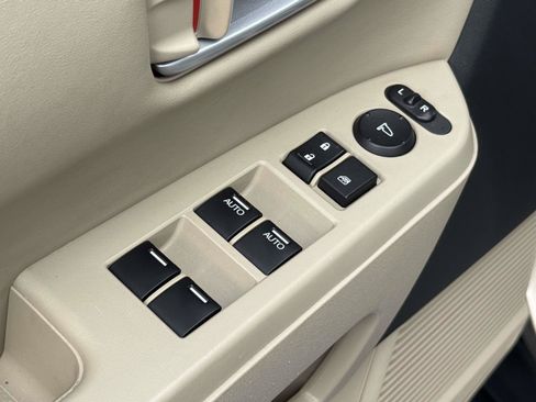 Used 2011 Honda Pilot EX-L image 21