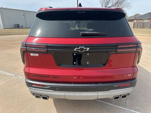Used 2024 Chevrolet Traverse Z71 w/ Enhanced Driving Package AWD/4WD image 4