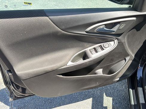 Used 2022 Chevrolet Malibu LS FWD image 16