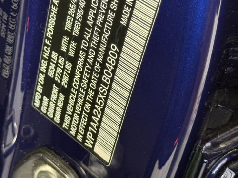 New 2025 Porsche Macan image 23