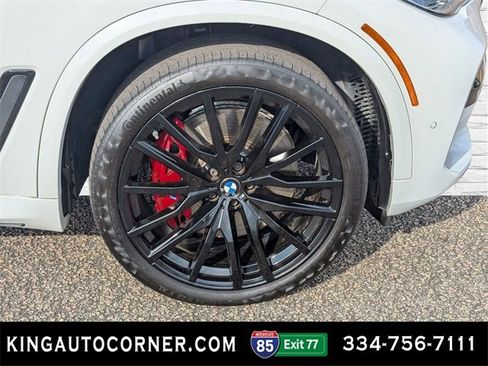 Used 2021 BMW X5 M50i w/ Executive Package image 10