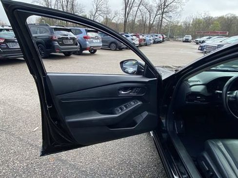 Used 2025 Honda Accord EX-L image 15