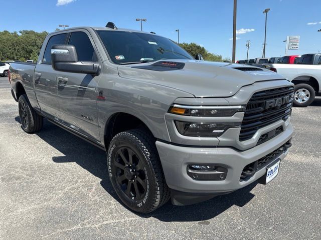 New 2026 RAM 2500 Laramie AWD/4WD image 7