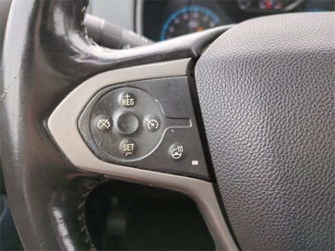 Used 2019 Chevrolet Colorado Z71 w/ Z71 Midnight Edition image 28