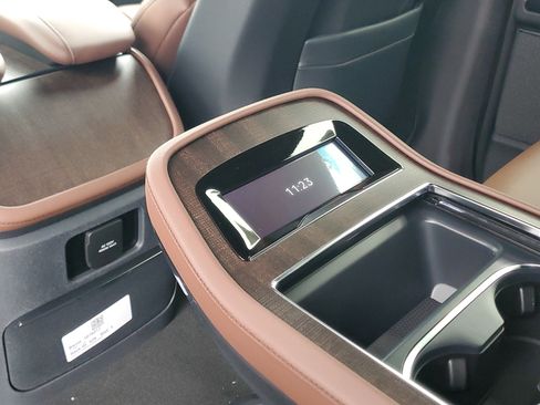 New 2026 Lincoln Navigator L Reserve AWD/4WD image 29