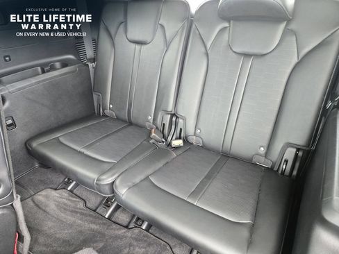 Certified 2025 Kia Sorento EX w/ Panoramic Sunroof Package FWD image 31