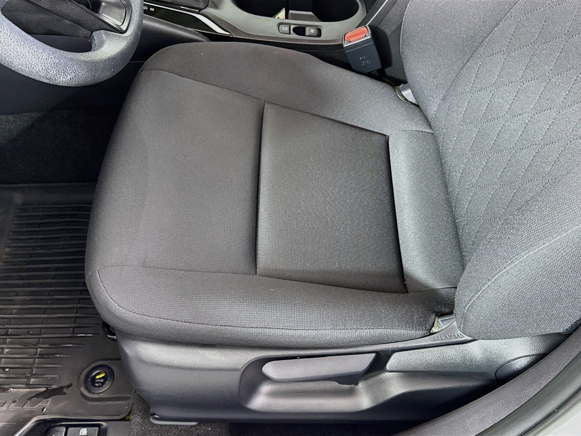 Certified 2026 Toyota Corolla LE FWD image 20