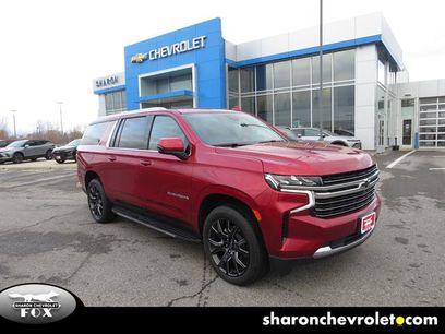 Used 2023 Chevrolet Suburban LT w/ Luxury Package