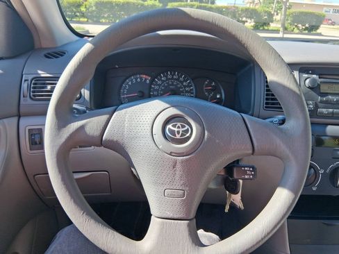 Used 2006 Toyota Corolla CE w/ Upgrade Pkg FWD image 20