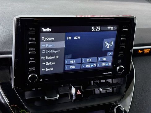 Used 2021 Toyota Corolla SE w/ Carpet Mat Package (TMS) FWD image 6
