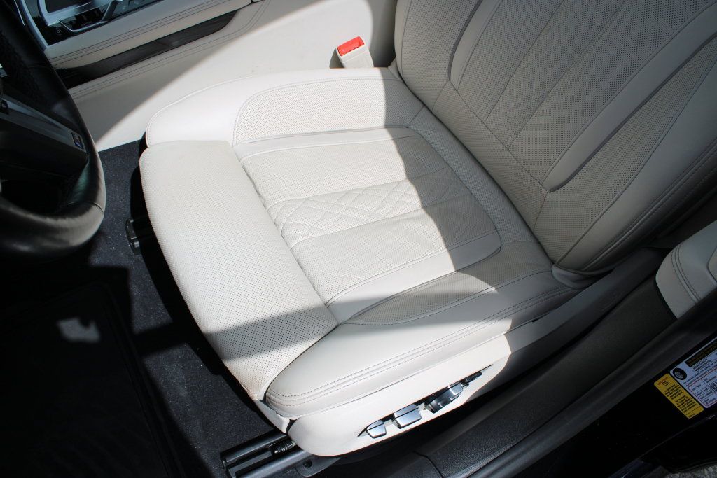 Used 2021 BMW 740i w/ M Sport Package RWD image 18