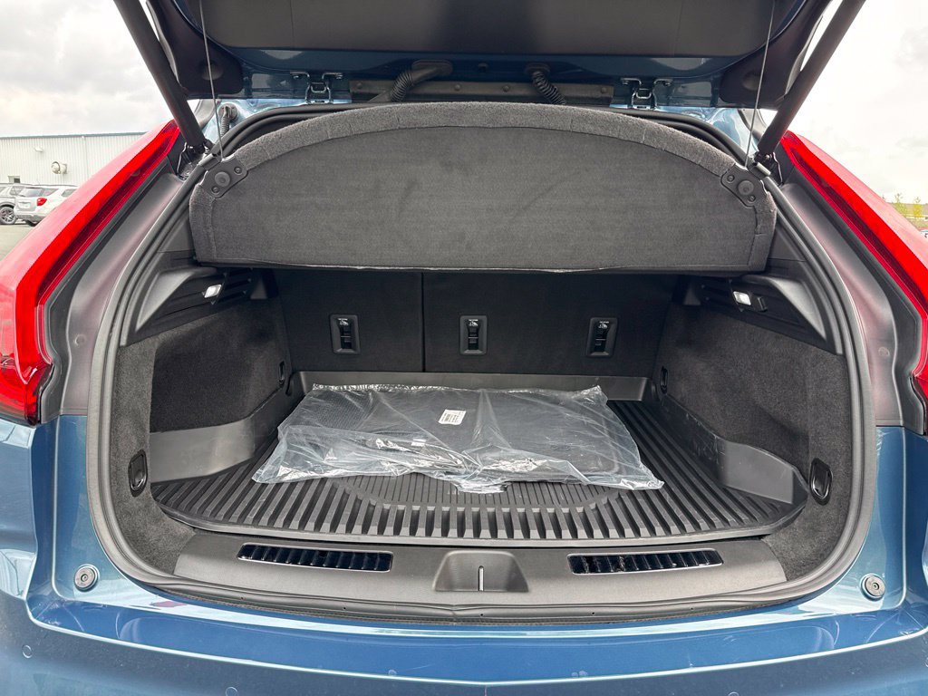 Used 2025 Cadillac XT4 Premium Luxury AWD/4WD image 20
