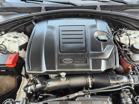 Certified 2026 Land Rover Range Rover Velar S image 33