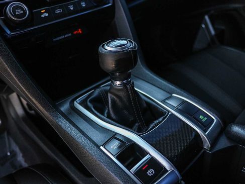 Used 2020 Honda Civic Sport image 18