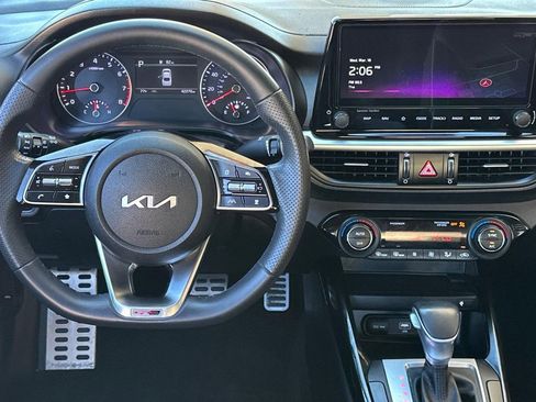 Used 2022 Kia Forte GT-Line w/ GT-Line Premium Package image 27