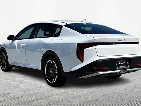 Certified 2025 Kia K4 EX image 6