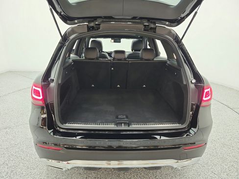Used 2021 Mercedes-Benz GLC 300 image 21
